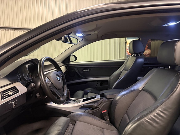 BMW 320d 10 of 14