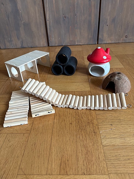 Product image 1 of 3