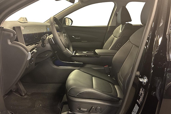 Hyundai Tucson 9 of 15
