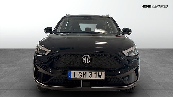 MG ZS 8 of 9