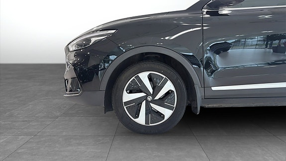 MG ZS 9 of 9