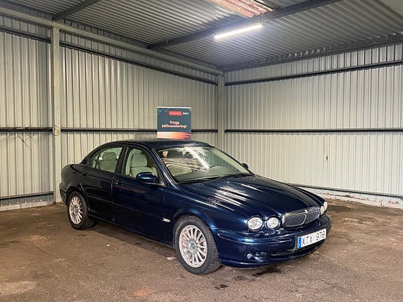 Jaguar X-TYPE 5 of 16
