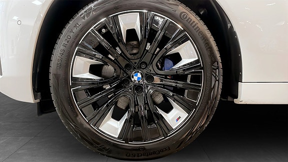 BMW X3 9 of 12
