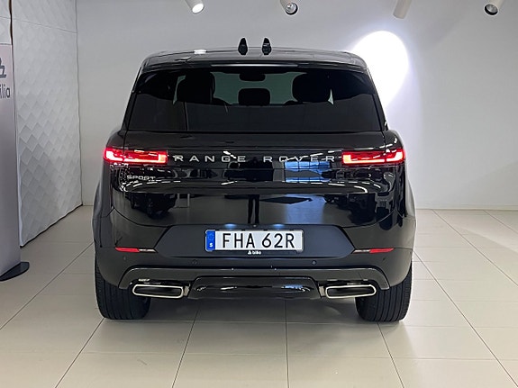 Land Rover Range Rover Sport 11 of 13