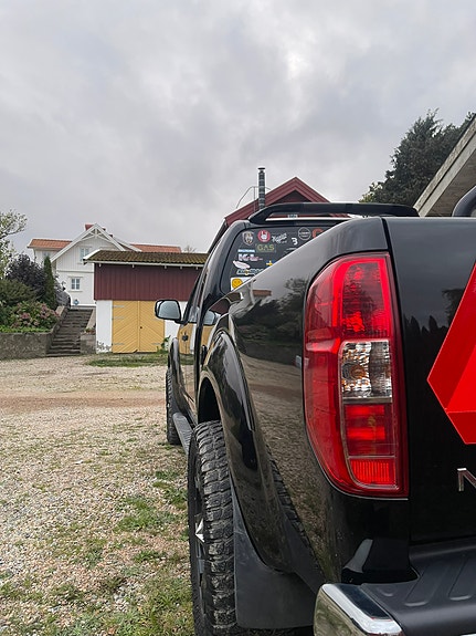 Nissan Navara 9 of 18