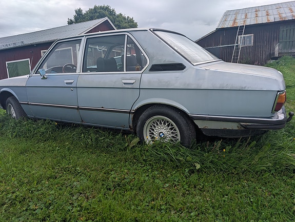 BMW 525 6 of 6