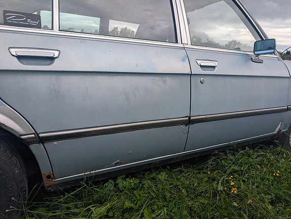 BMW 525 4 of 6