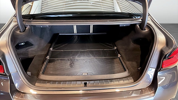 BMW 545e 10 of 12
