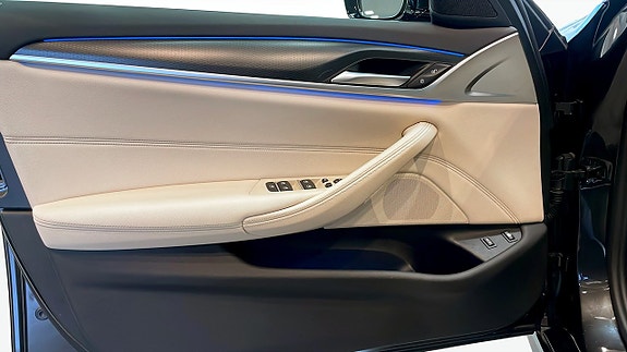 BMW 545e 11 of 12