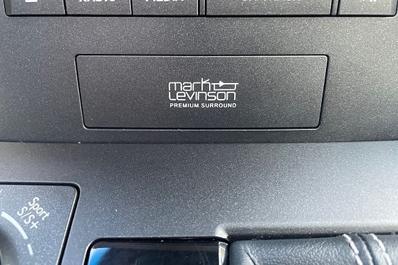 Lexus NX300h 21 of 28