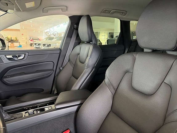 Volvo XC60 10 of 18