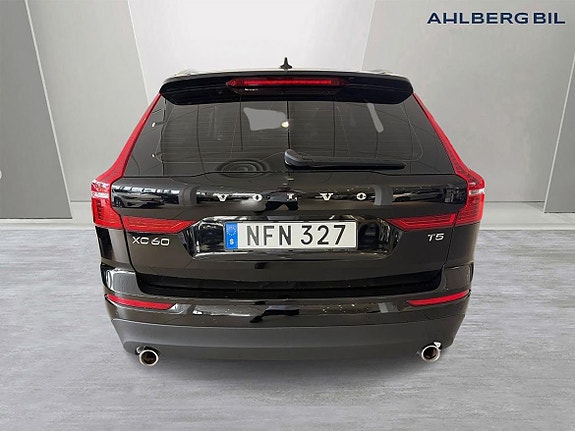 Volvo XC60 7 of 18