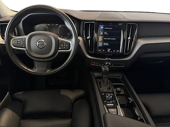 Volvo XC60 12 of 18