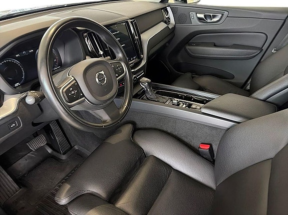 Volvo XC60 9 of 18