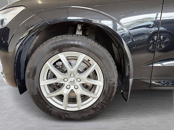 Volvo XC60 8 of 18