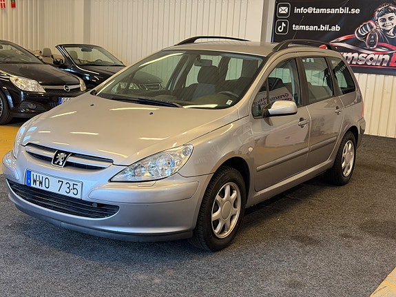 Peugeot 307 2 of 11