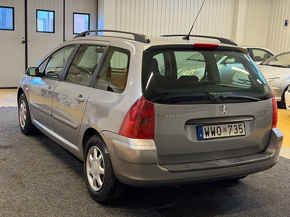 Peugeot 307 4 of 11
