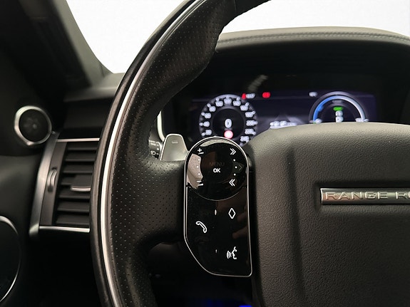 Land Rover Range Rover Sport 22 of 30