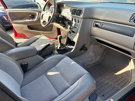 Volvo S70 16 of 17