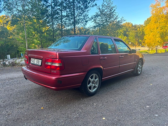 Volvo S70 3 of 17