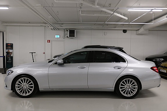 Mercedes-Benz E 220 d 8 of 23