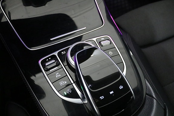 Mercedes-Benz E 220 d 19 of 23