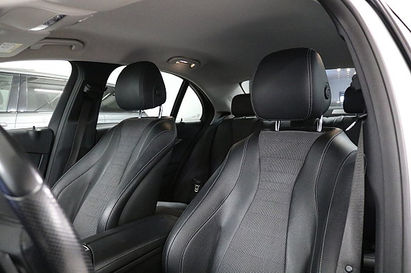 Mercedes-Benz E 220 d 14 of 23