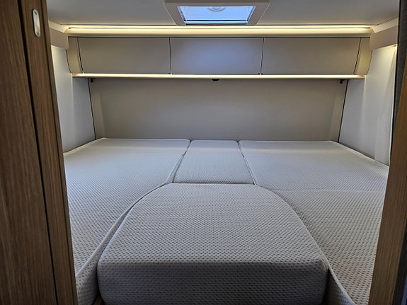 Adria Matrix 650 SL AC-bodel / Kamera / Truma 6E / Golvvärme / Facelift 9 of 29