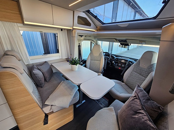 Adria Matrix 650 SL AC-bodel / Kamera / Truma 6E / Golvvärme / Facelift 7 of 29