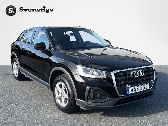 Audi Q2 2 of 11