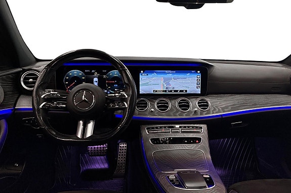 Mercedes-Benz E300 de 8 of 27