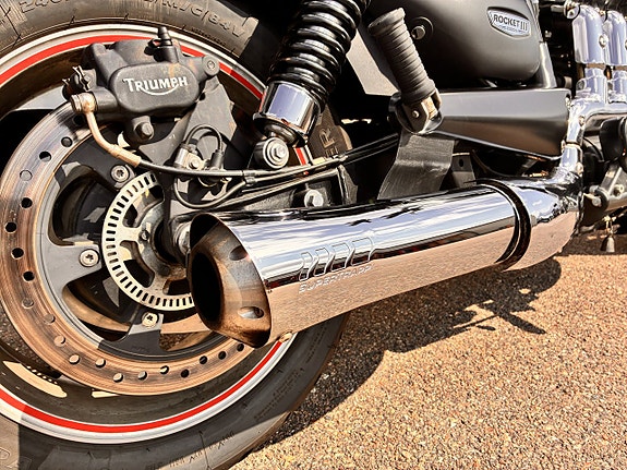 Triumph ROCKET III 4 of 8