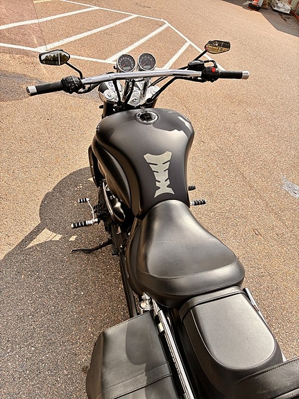 Triumph ROCKET III 5 of 8