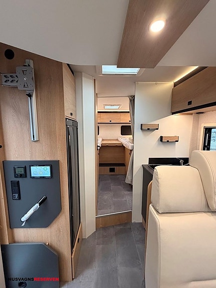 Pilote JOA 75 TB 17 of 27