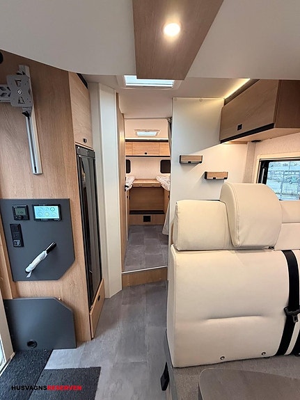 Pilote JOA 75 TB 16 of 27
