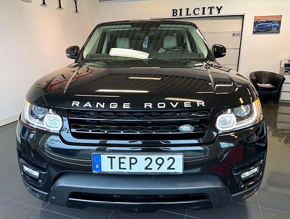 Land Rover Range Rover Sport 9 of 26