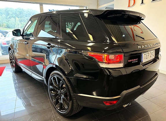 Land Rover Range Rover Sport 23 of 26