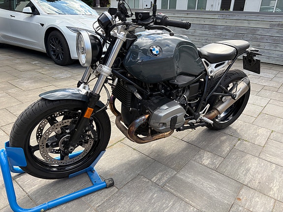 BMW R nineT Pure 14 of 14