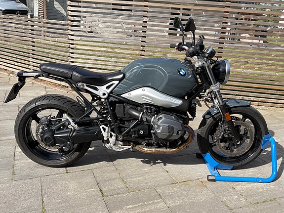 BMW R nineT Pure 12 of 14
