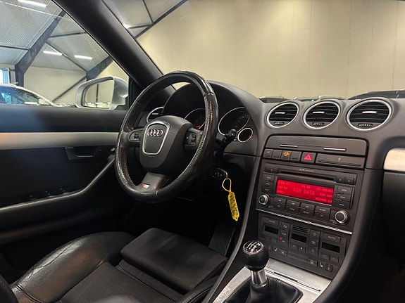 Audi A4 11 of 22