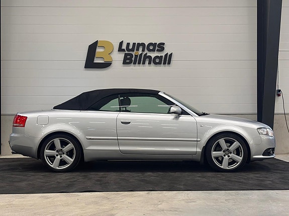 Audi A4 6 of 22