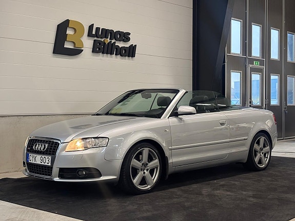 Audi A4 2 of 22