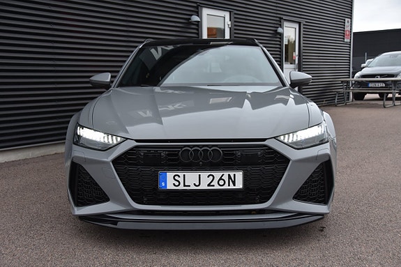 Audi RS6 2 of 18