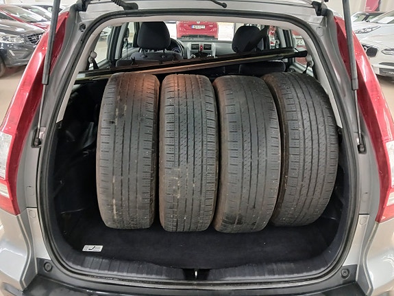 Honda CR-V 16 of 18