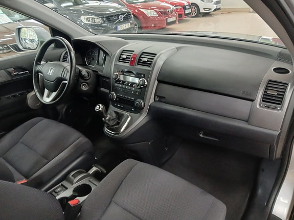 Honda CR-V 13 of 18