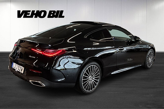 Mercedes-Benz CLE300 3 of 26