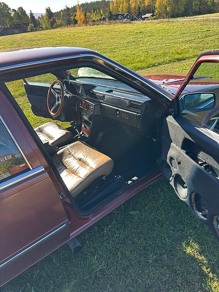 Volvo 740 8 of 10