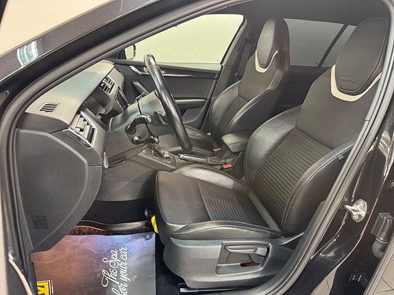 SKODA OCTAVIA RS 2.0 TDI 184ch DSG - CHAUFFAGE AUXILIAIRE - ATTELAGE - GPS - RÉGULATEUR ADAPTATIF - XÉNON