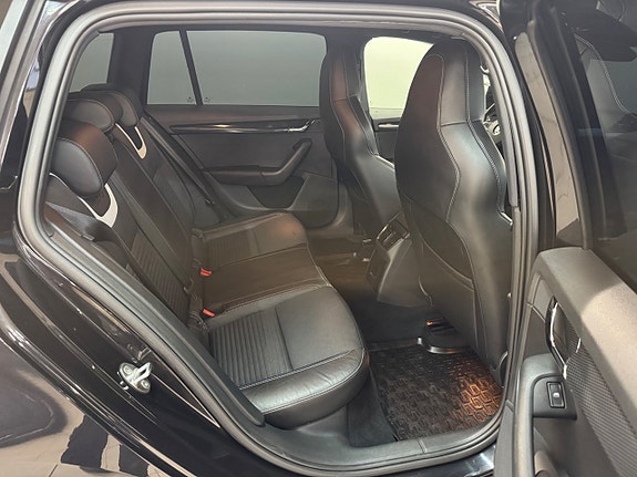 SKODA OCTAVIA RS 2.0 TDI 184ch DSG - CHAUFFAGE AUXILIAIRE - ATTELAGE - GPS - RÉGULATEUR ADAPTATIF - XÉNON