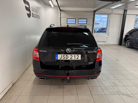 SKODA OCTAVIA RS 2.0 TDI 184ch DSG - CHAUFFAGE AUXILIAIRE - ATTELAGE - GPS - RÉGULATEUR ADAPTATIF - XÉNON